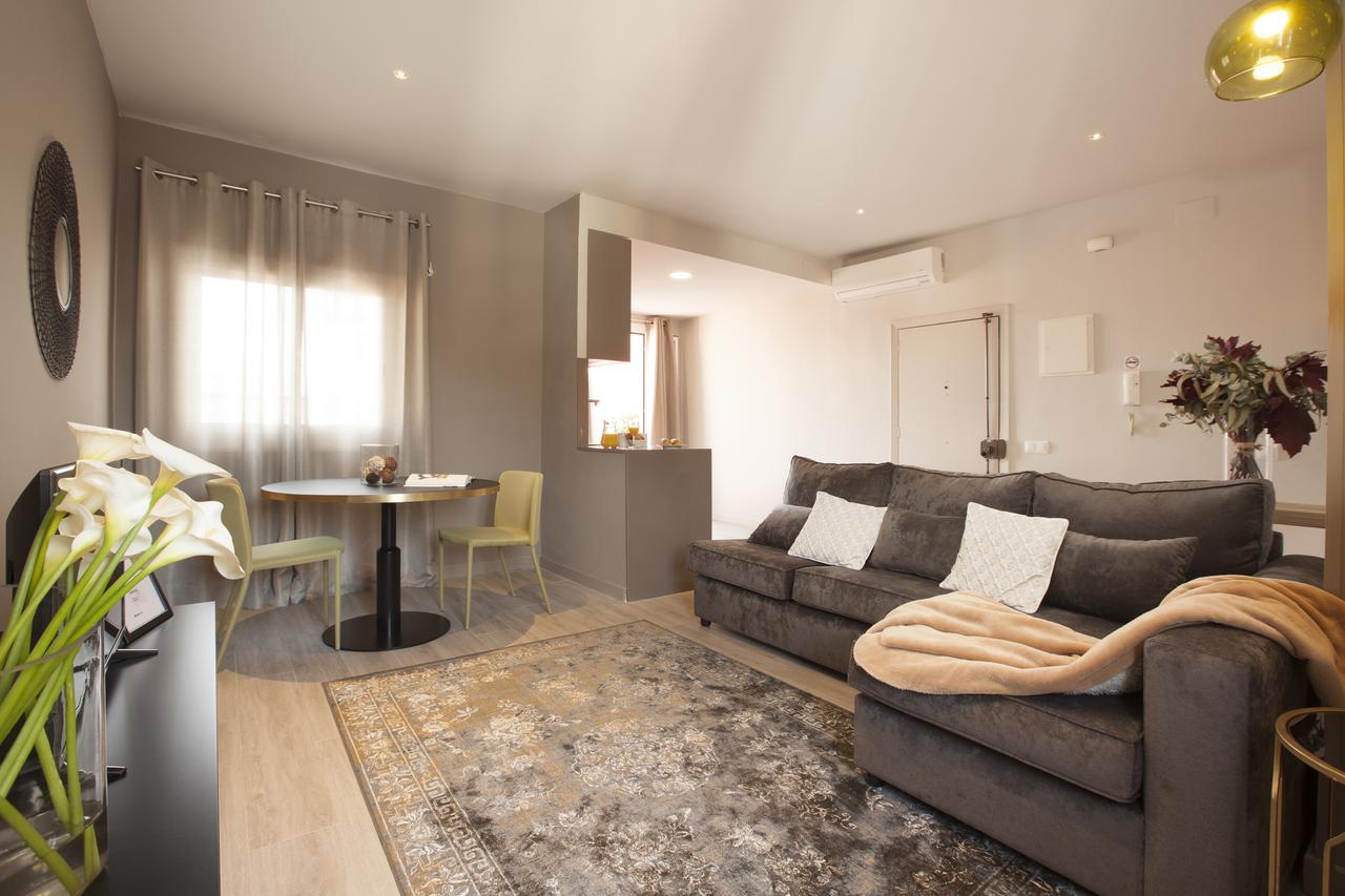 Appartamento Easysleep Eixample Barcellona Esterno foto