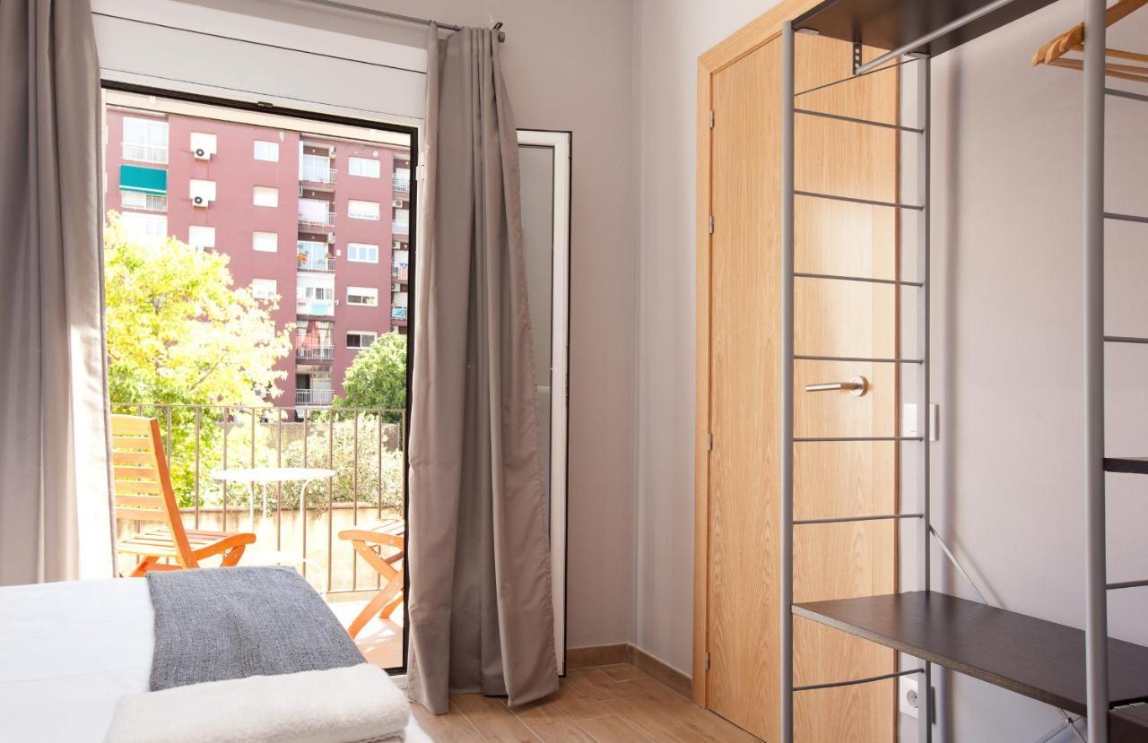 Easysleep Eixample Appartamento Barcellona Esterno foto