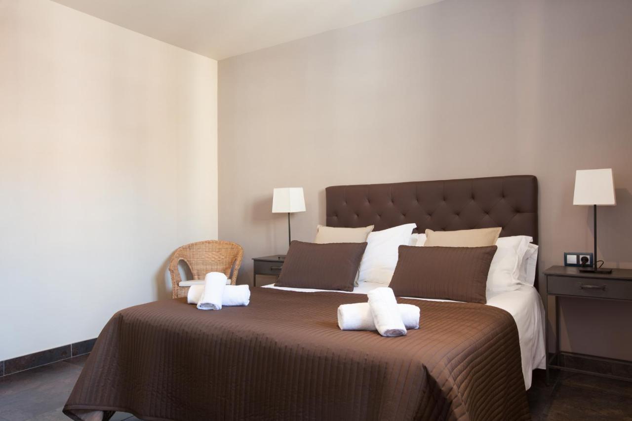 Appartamento Easysleep Eixample Barcellona Esterno foto