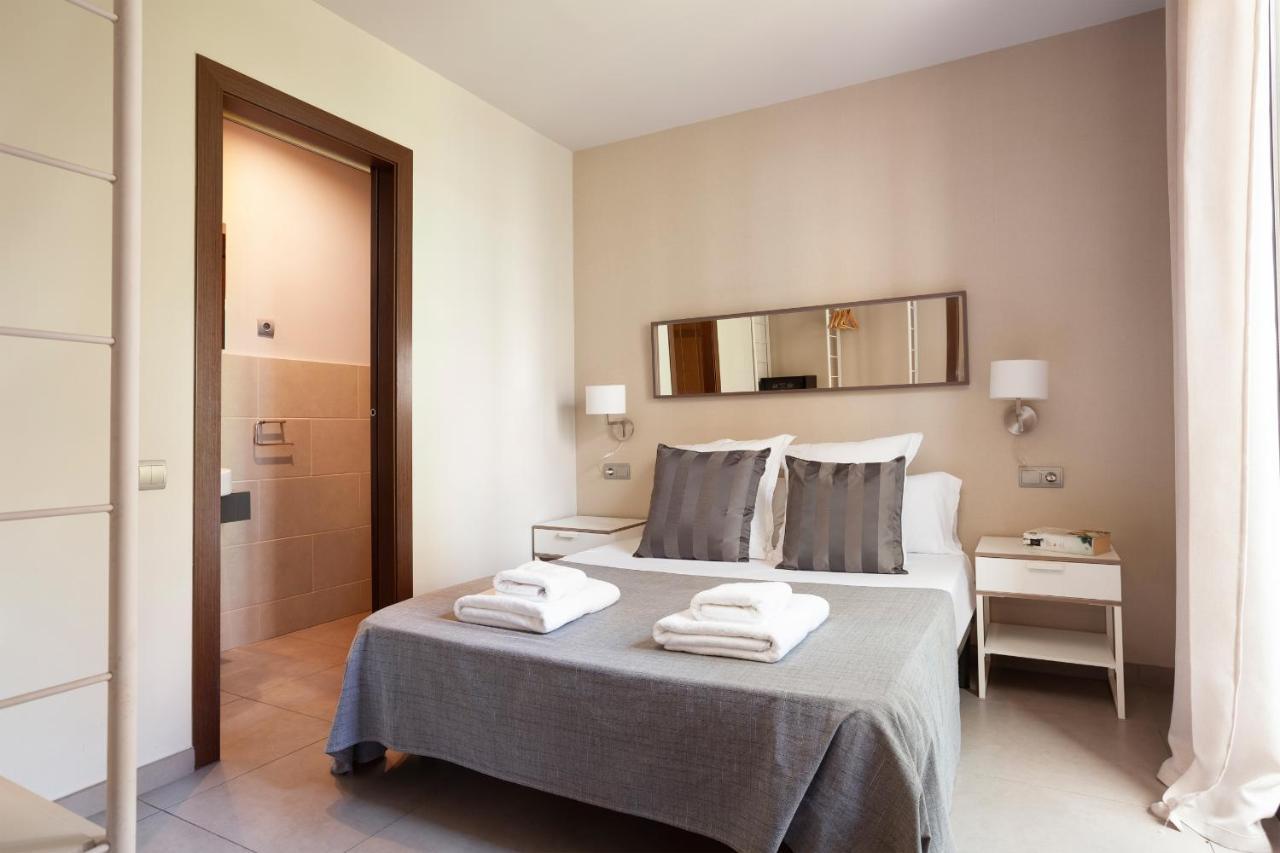 Appartamento Easysleep Eixample Barcellona Esterno foto